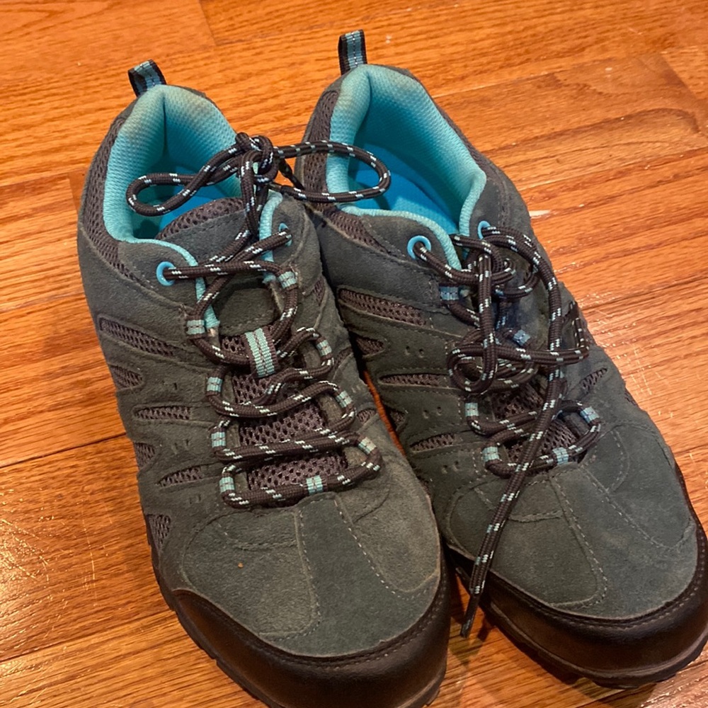 Mountain Warehouse Size 9 hiking shoes